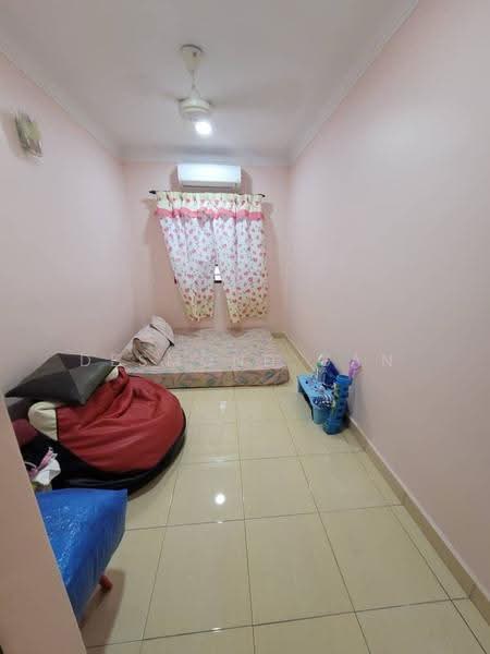 Pangsapuri untuk Disewa di Pangsapuri Bayu - Desmond Gan - Bedroom - PropertyGuru.com.my
