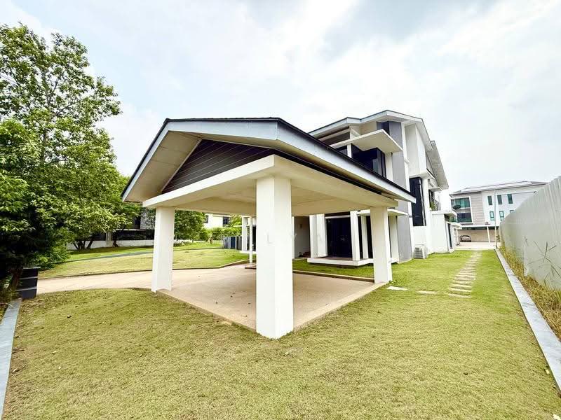Bungalow House untuk Dijual di Perdana Lakeview East (Cyberjaya) - BILYA ARIFF - PropertyGuru.com.my