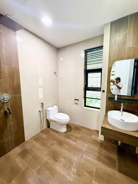 Bungalow House untuk Dijual di Perdana Lakeview East (Cyberjaya) - BILYA ARIFF - PropertyGuru.com.my