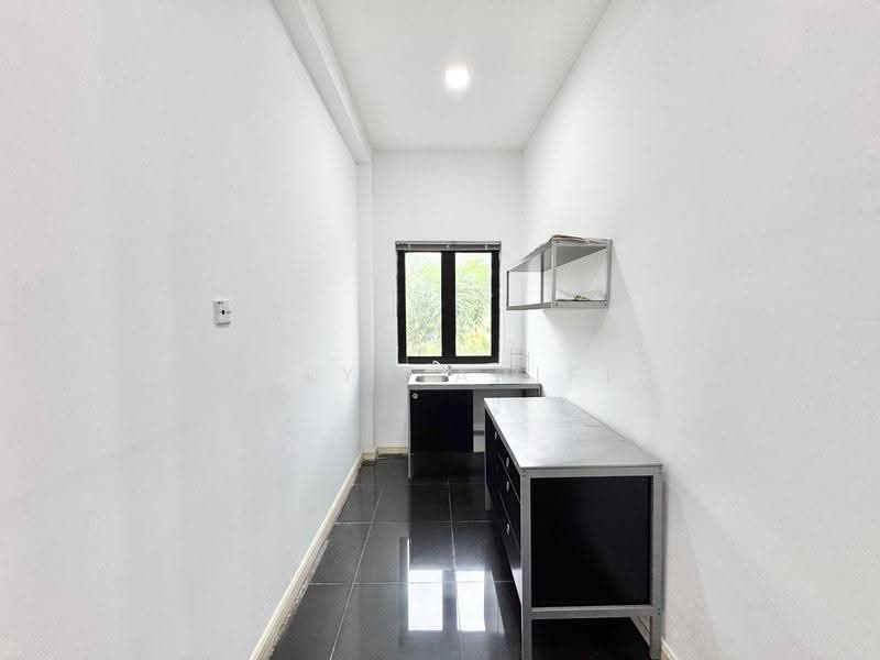 Bungalow House for Sale in Perdana Lakeview East (Cyberjaya) - BILYA ARIFF - PropertyGuru.com.my