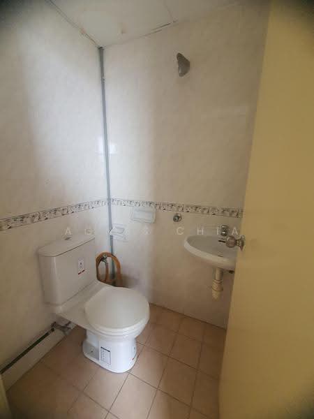 Kondominium untuk Disewa di Vista Damai - Agnes Chia - Bathroom - PropertyGuru.com.my