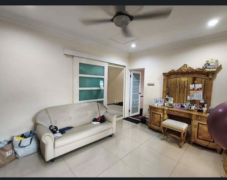 Rumah Teres 2-Tingkat untuk Dijual di Taman Taynton View (Cheras) - Edward Ooi - Living Room - PropertyGuru.com.my