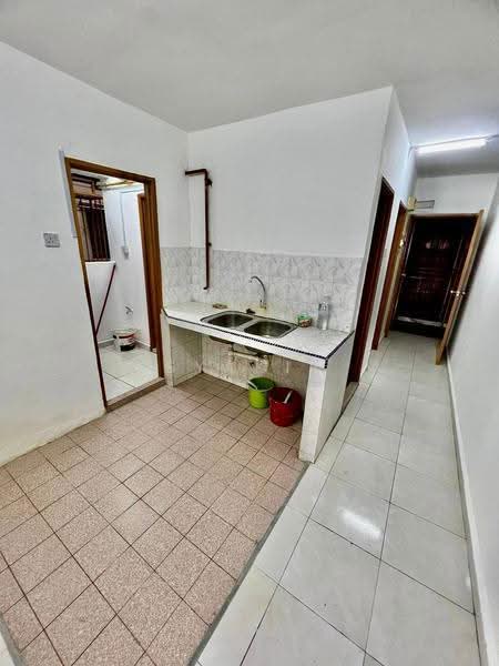 Pangsapuri untuk Disewa di Sri Penara - Syakir Adman - Kitchen - PropertyGuru.com.my