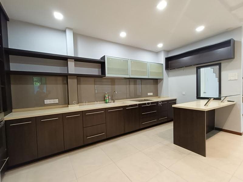 Cluster House for Rent in Austin Heights (Tebrau) - Suny Sior - Kitchen - PropertyGuru.com.my