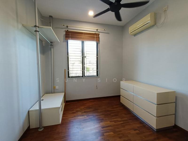 Cluster House for Rent in Austin Heights (Tebrau) - Suny Sior - Bedroom - PropertyGuru.com.my