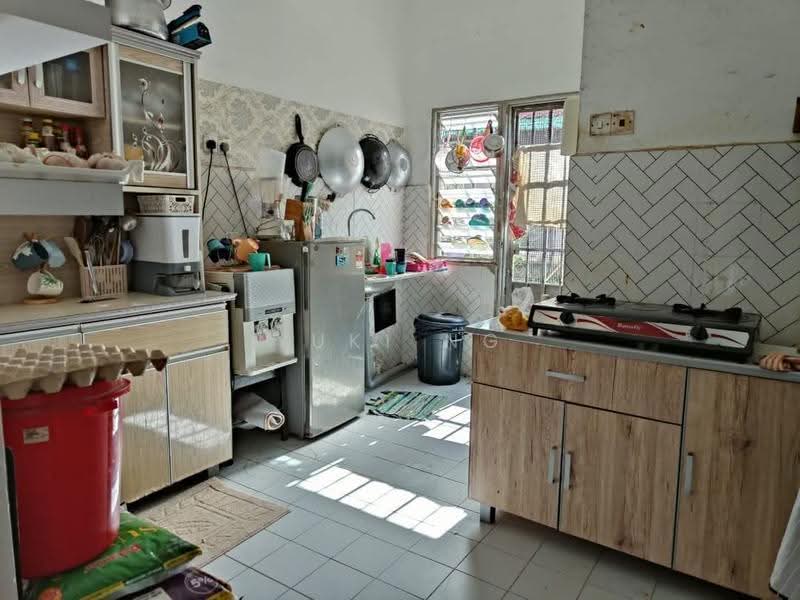 Rumah Teres 2-Tingkat untuk Dijual di Bandar Rinching (Semenyih) - Yuki Ng - Kitchen - PropertyGuru.com.my
