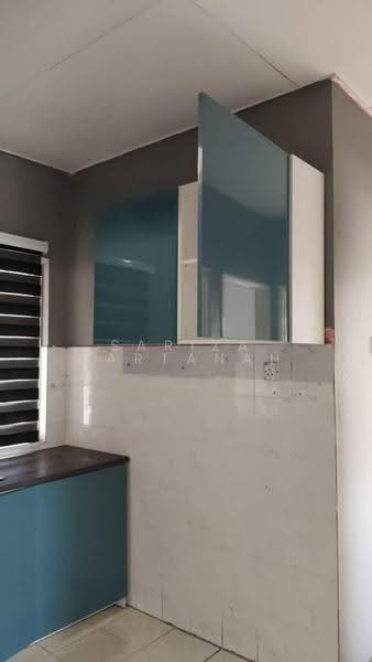Apartment for Sale at Bandar Puncak Alam - Sariza Hartanah - Kitchen - PropertyGuru.com.my