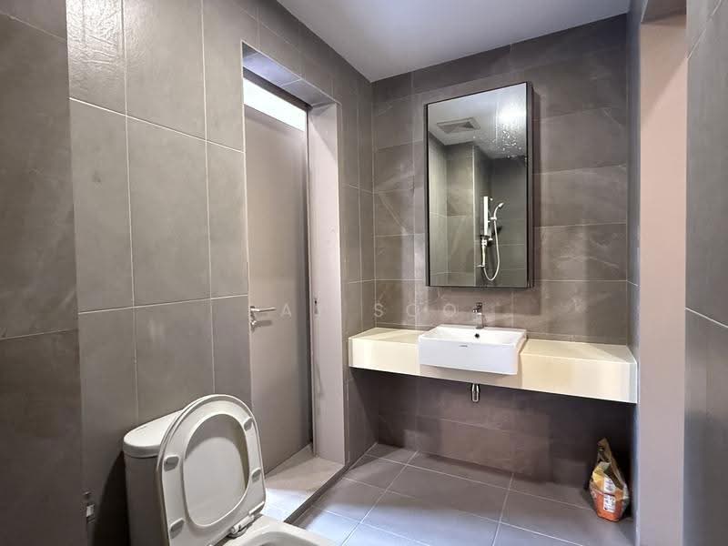 Kediaman Servis untuk Disewa di Mossaz @ Empire City - Ray Soo - Bathroom - PropertyGuru.com.my