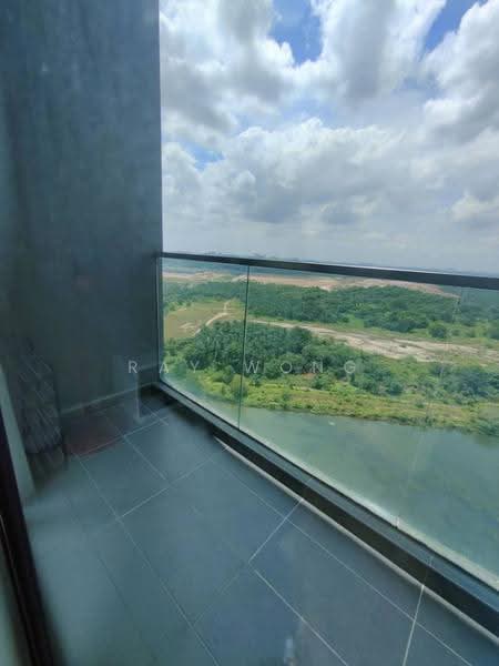 Kediaman Servis untuk Disewa di D'Pristine - Ray Wong - Balcony - PropertyGuru.com.my