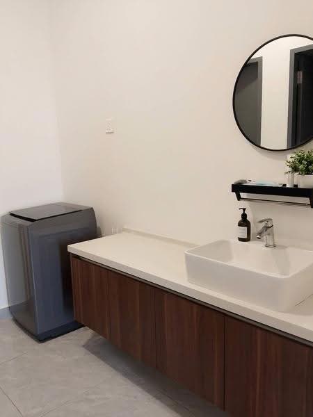Service Residence for Rent at Altris Residences @ The Quartz WM - Henry TEOH - Bathroom - PropertyGuru.com.my