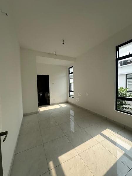 Rumah Kluster untuk Dijual di Bandar Cemerlang (Ulu Tiram) - Vernice Wong - Interior - PropertyGuru.com.my