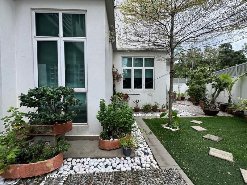 Semi-Detached House for Sale in Bangsar (Kuala Lumpur) - Ruth Chin May Lan - Garden - PropertyGuru.com.my