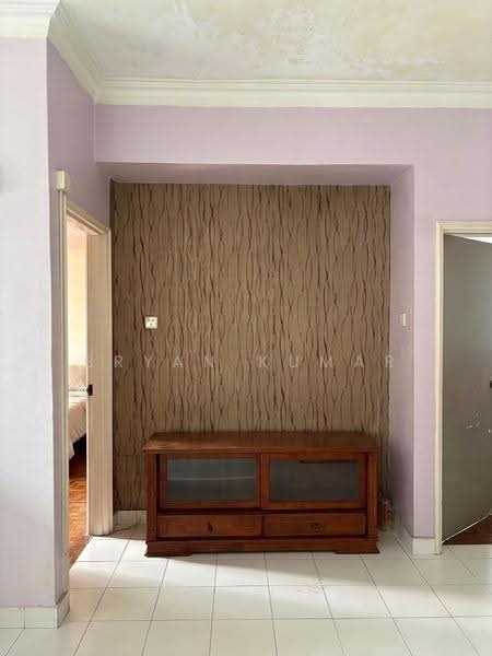 Kondominium untuk Dijual di Bayu Angkasa - Bryan Kumar - Living Room - PropertyGuru.com.my