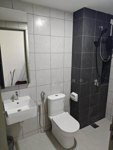 Kediaman Servis untuk Disewa di D'Vine - Foo Siang Jun - Bathroom - PropertyGuru.com.my