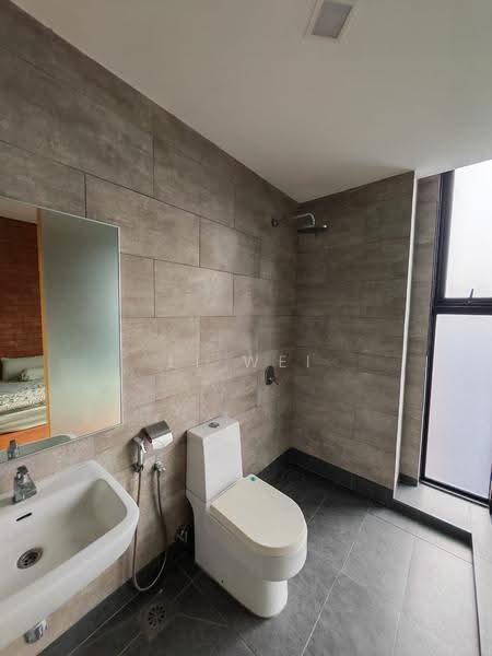 Rumah Berkembar untuk Disewa di Johor Bahru (Johor) - Li Wei - Bathroom - PropertyGuru.com.my
