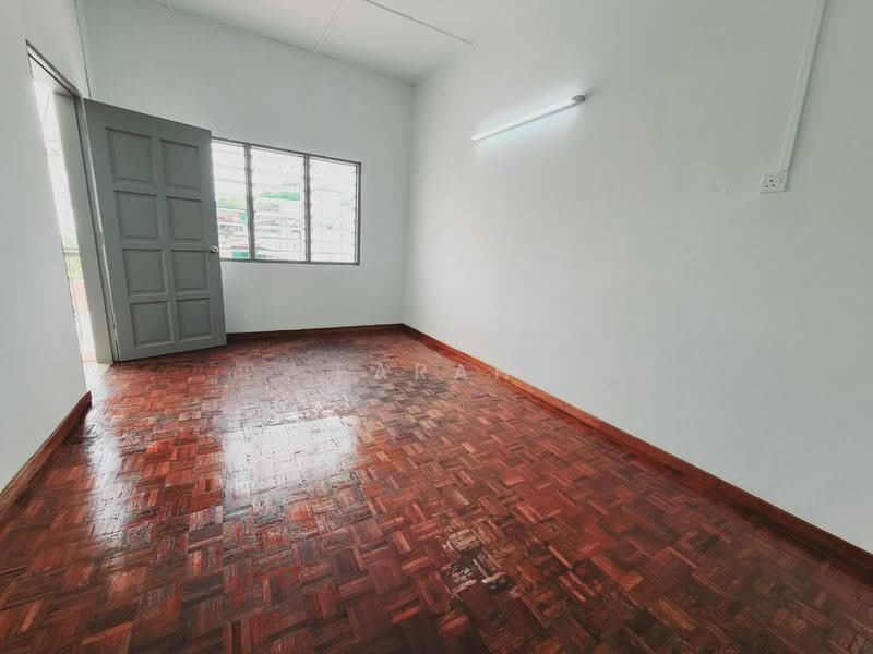 Rumah Teres 2-Tingkat untuk Dijual di Taman Sri Reko (Kajang) - Farah Hanan - Interior - PropertyGuru.com.my
