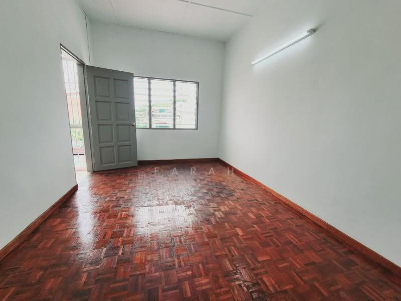 Rumah Teres 2-Tingkat untuk Dijual di Taman Sri Reko (Kajang) - Farah Hanan - Interior - PropertyGuru.com.my