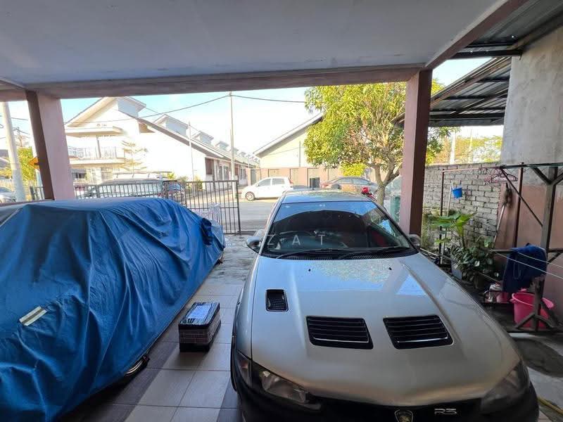 1-storey Terraced House for Sale in Kuantan (Pahang) - Izzat Azman - Exterior - PropertyGuru.com.my
