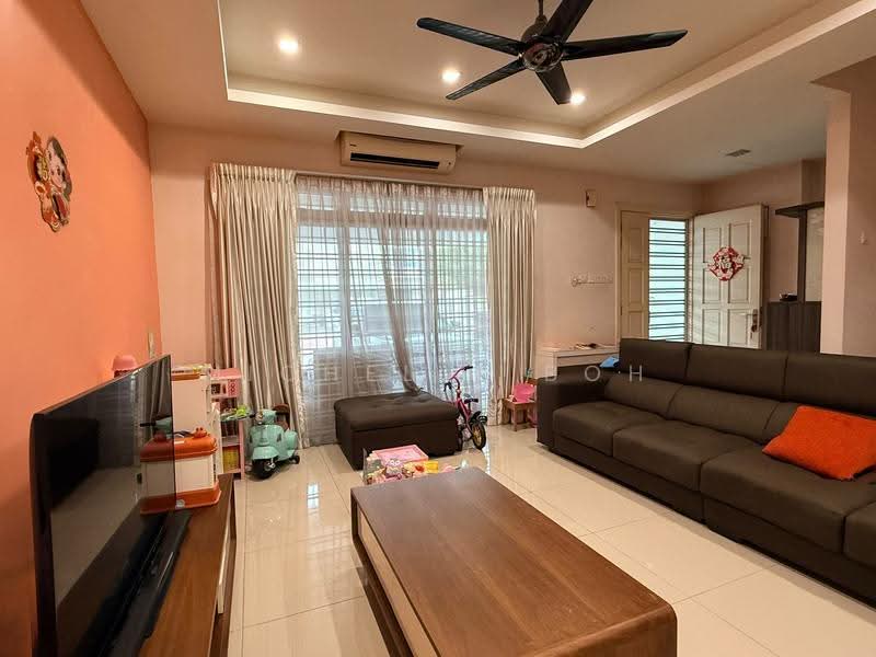2-storey Terraced House for Sale in Kemuning Utama (Shah Alam) - Michelle Boh - Living Room - PropertyGuru.com.my