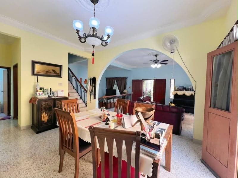 Rumah Berkembar untuk Dijual di Taman Iskandar (Johor Bahru) - Ask Hon - Dining Room - PropertyGuru.com.my