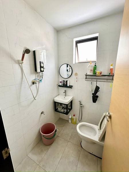 Semi-Detached House for Sale in Johor Bahru (Johor) - Joan Chia - Bathroom - PropertyGuru.com.my