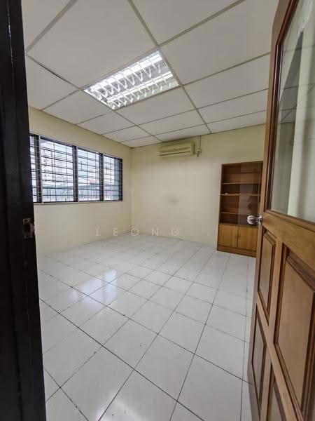 Kedai untuk Disewa di Jelutong (Penang) - Leong . - Interior - PropertyGuru.com.my