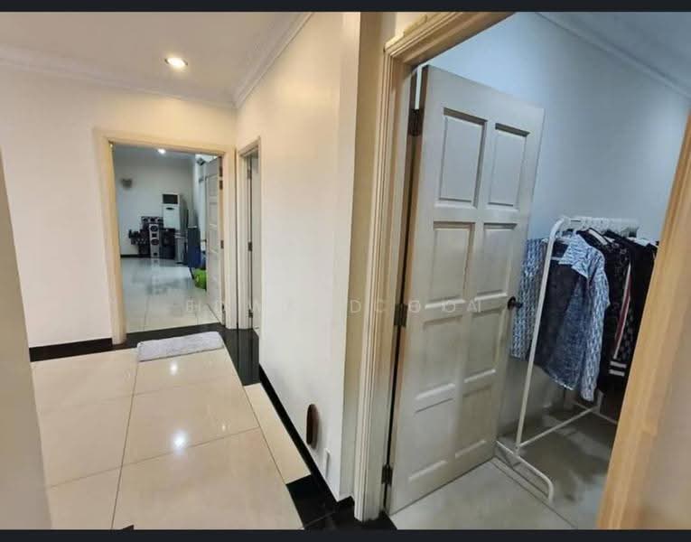 1.5-storey Terraced House for Sale in Taman Mutiara (Cheras) - Edward Ooi - Corridor - PropertyGuru.com.my