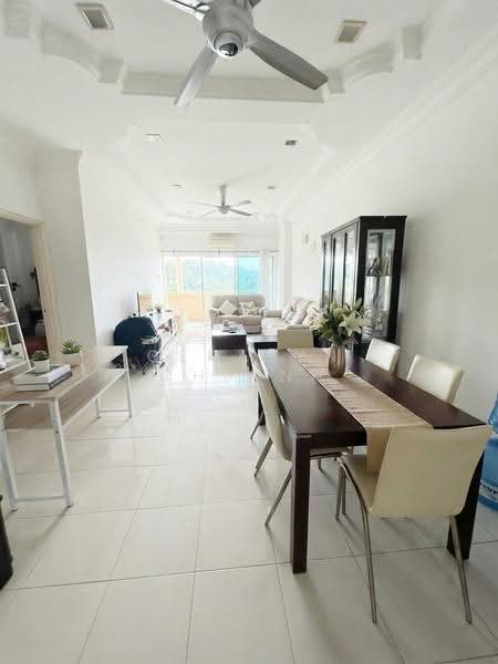 Condominium for Sale at Puncak Athenaeum - Geralyn Chionh - Living Room - PropertyGuru.com.my