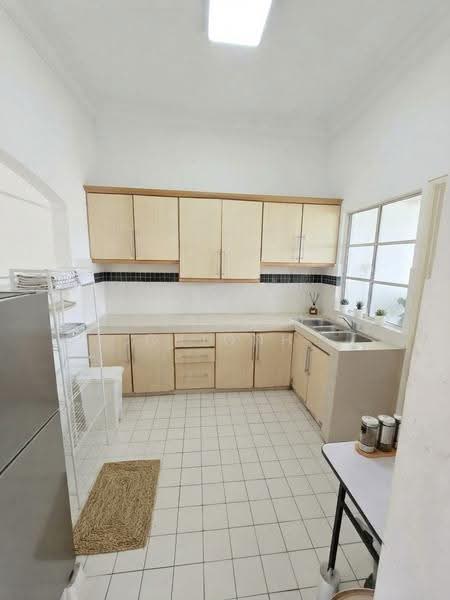 Condominium for Sale at Puncak Athenaeum - Geralyn Chionh - Kitchen - PropertyGuru.com.my
