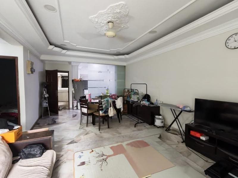 Kondominium untuk Dijual di Petaling Indah Condominiums - Ashley Lim - Living Room - PropertyGuru.com.my