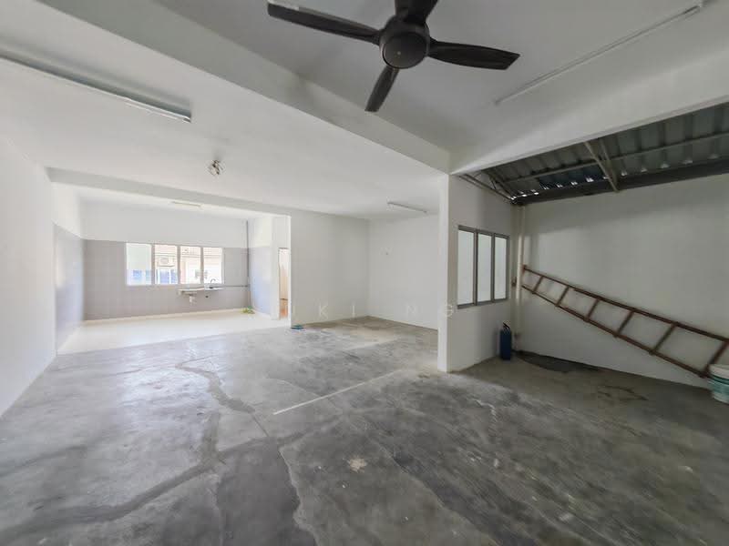 Shop / Office for Sale in Taman Desa Mewah (Semenyih) - Yuki Ng - Interior - PropertyGuru.com.my