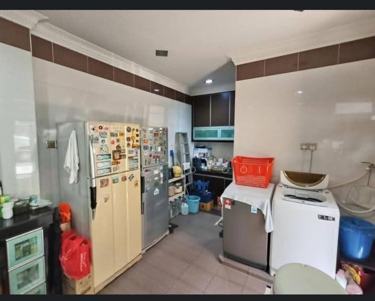 1.5-storey Terraced House for Sale in Taman Mutiara Barat (Cheras) - Edward Ooi - Kitchen - PropertyGuru.com.my