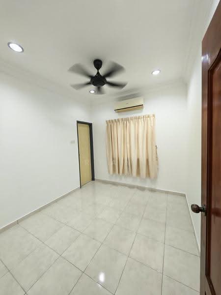 Rumah Berkembar untuk Disewa di Taman Seri Kamban (Rasah) - Ryan Kok - PropertyGuru.com.my