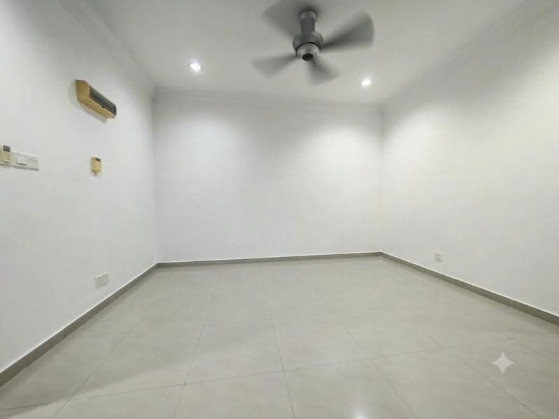 Rumah Berkembar untuk Disewa di Taman Seri Kamban (Rasah) - Ryan Kok - PropertyGuru.com.my