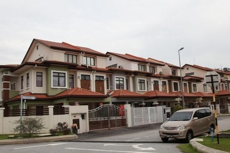 Rumah Teres 2.5-Tingkat untuk Dijual di Bandar Puteri Puchong (Puchong) - Shanice Low - Exterior - PropertyGuru.com.my