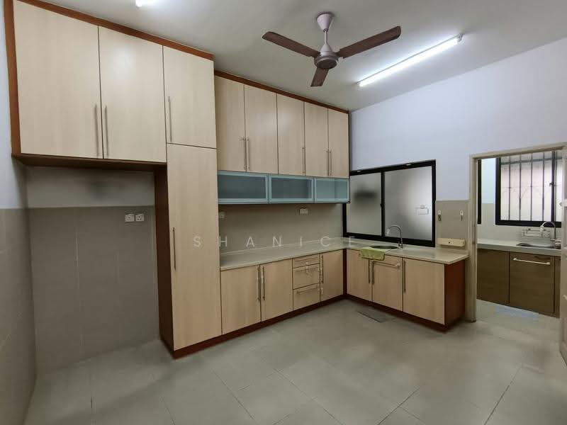 Rumah Teres 2.5-Tingkat untuk Dijual di Bandar Puteri Puchong (Puchong) - Shanice Low - Kitchen - PropertyGuru.com.my