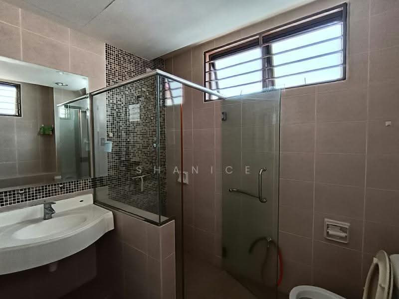 Rumah Teres 2.5-Tingkat untuk Dijual di Bandar Puteri Puchong (Puchong) - Shanice Low - Bathroom - PropertyGuru.com.my