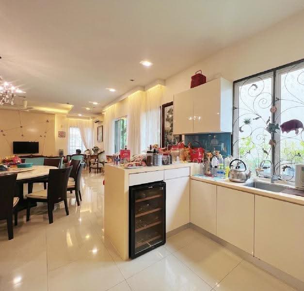 Bungalow House for Sale in Batu 9 (Cheras) - Danny Voon - Kitchen - PropertyGuru.com.my