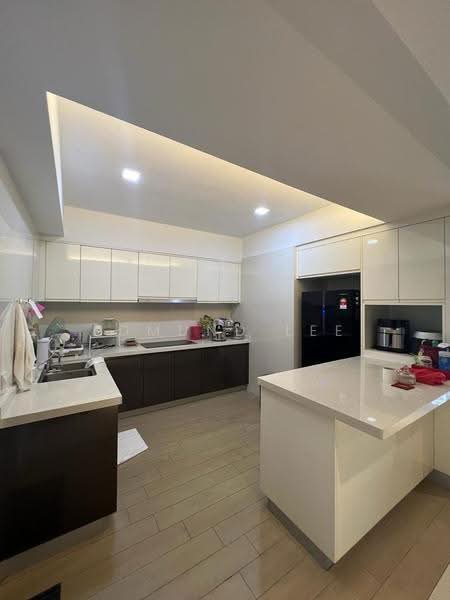 Condominium for Sale at Royalle Residence - Edmund Lee - Kitchen - PropertyGuru.com.my