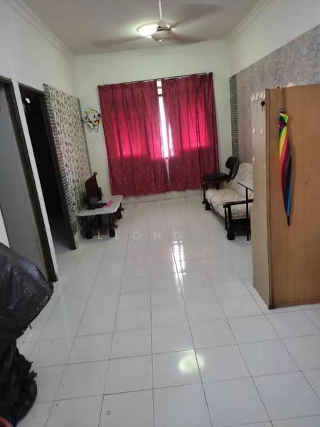 Pangsapuri untuk Dijual di Desa May - Leong . - Living Room - PropertyGuru.com.my