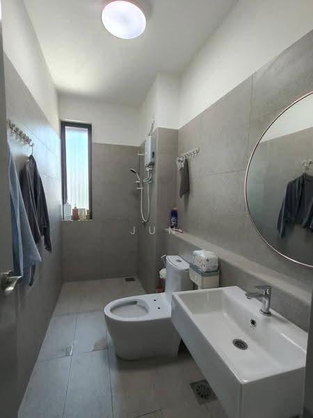Rumah Teres 2-Tingkat untuk Dijual di Austin Crest (Johor Bahru) - Jun Wang - Bathroom - PropertyGuru.com.my
