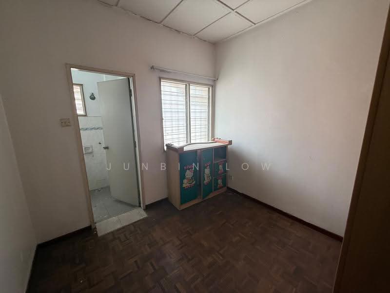 Rumah Teres 2-Tingkat untuk Dijual di Taman Wawasan (Puchong) - Junbin Low - Interior - PropertyGuru.com.my