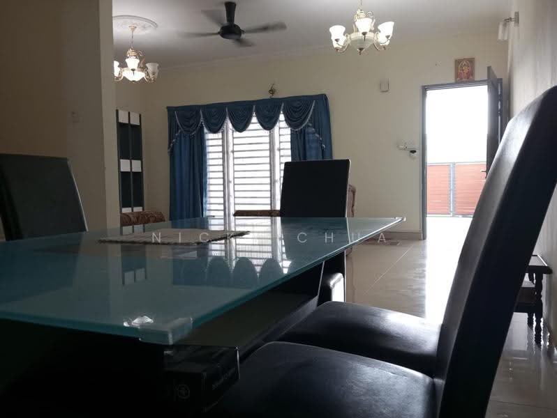 Rumah Teres 2-Tingkat untuk Dijual di Forest Heights (Seremban) - Nicky Chua - Dining Room - PropertyGuru.com.my