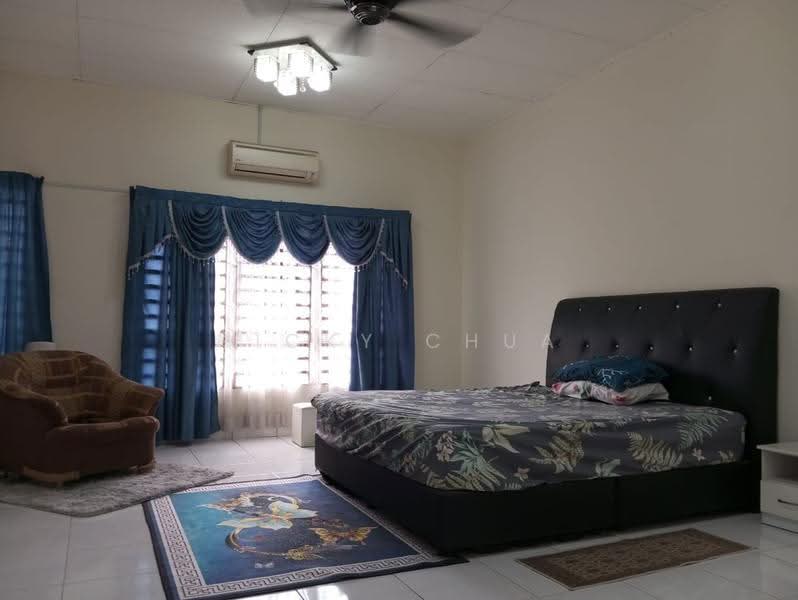 Rumah Teres 2-Tingkat untuk Dijual di Forest Heights (Seremban) - Nicky Chua - Bedroom - PropertyGuru.com.my