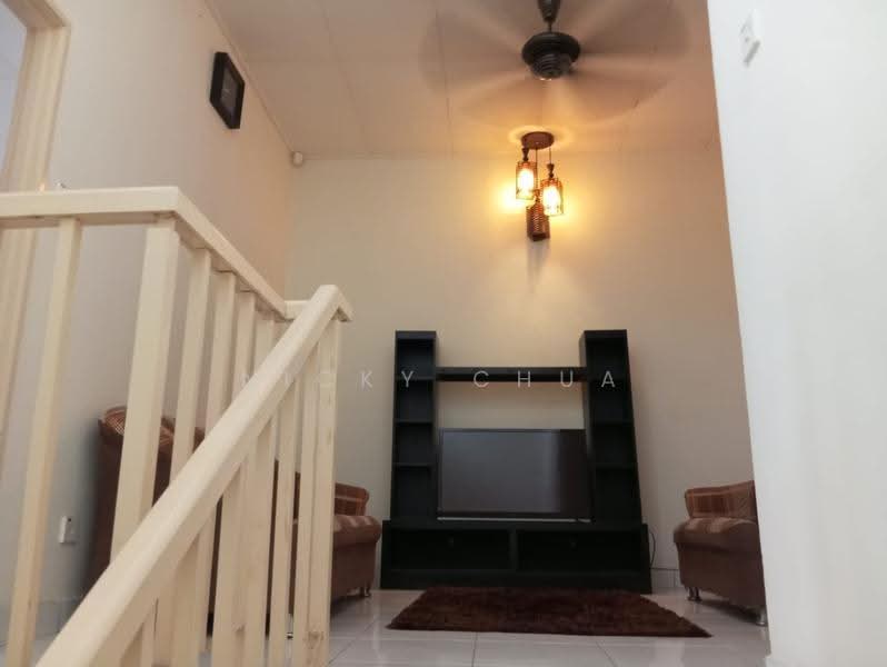 Rumah Teres 2-Tingkat untuk Dijual di Forest Heights (Seremban) - Nicky Chua - Living Room - PropertyGuru.com.my