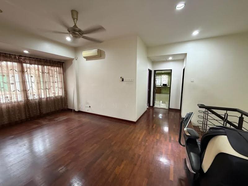 Rumah Berkembar untuk Dijual di Bandar Botanic (Klang) - Kenny Ng - Living Room - PropertyGuru.com.my