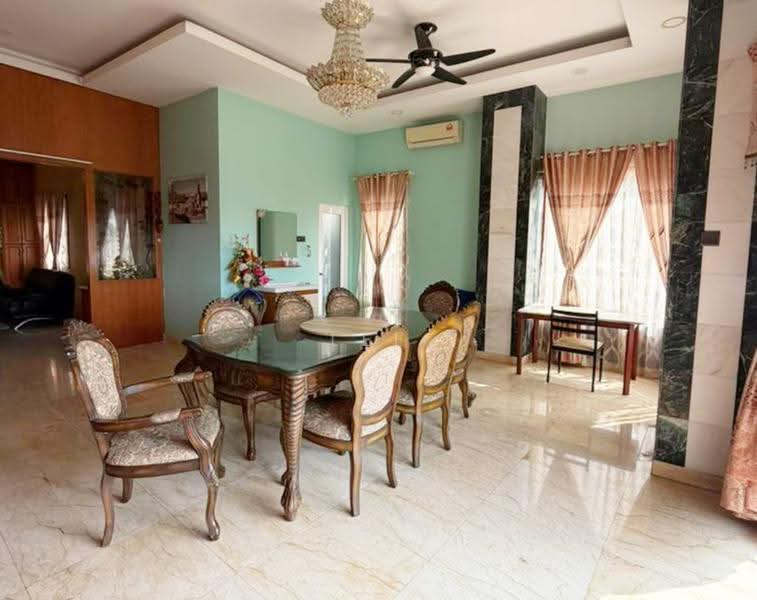 Bungalow House untuk Disewa di Sungai Buloh (Selangor) - Lee Sing Siong - Dining Room - PropertyGuru.com.my