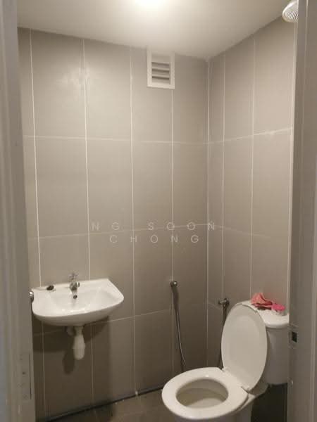 Shop / Office untuk Dijual di Kelana Jaya (Petaling Jaya) - Ng Soon Chong - Bathroom - PropertyGuru.com.my
