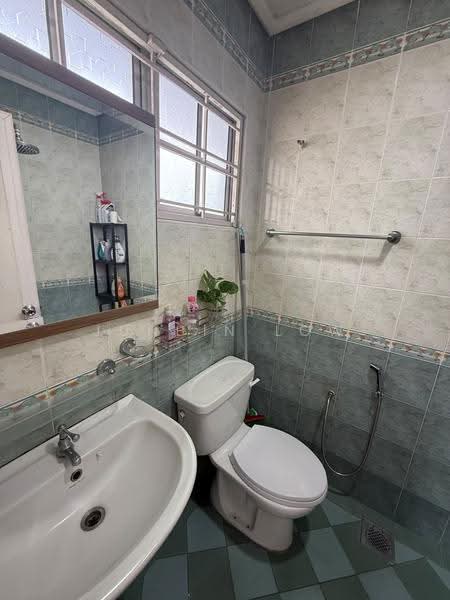 Rumah Teres 2-Tingkat untuk Dijual di Taman Wawasan (Puchong) - Junbin Low - Bathroom - PropertyGuru.com.my