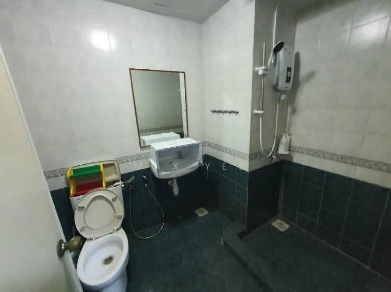 Apartment for Rent at Aster Court - Max Yee - Bathroom - PropertyGuru.com.my